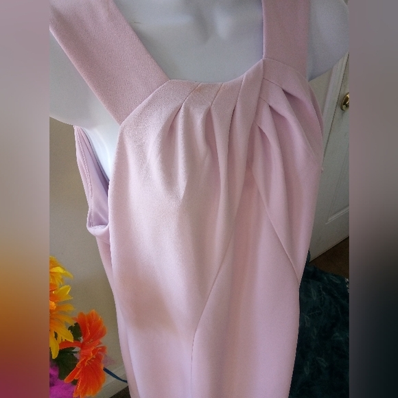 Calvin Klein - Picture 5 of 11